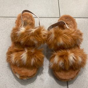 Women’s ugg slipper